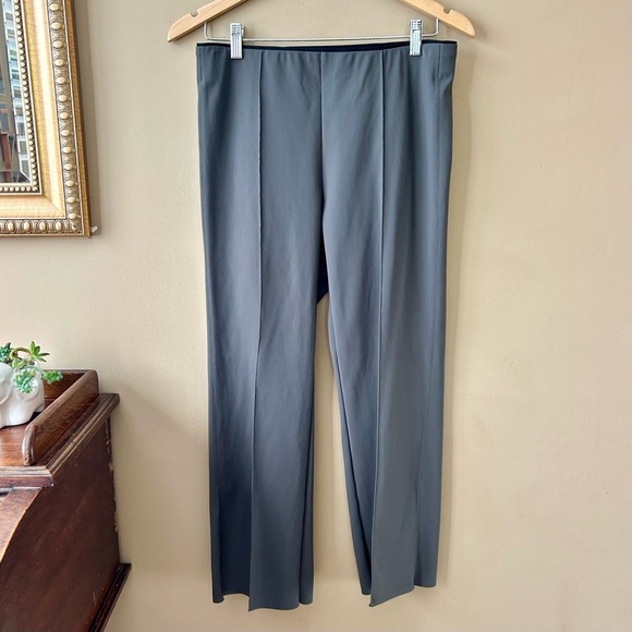 Athleta Mercurial Crop Flare Pant Arbor Olive Gray Brown Travel Sz M #405530-01 - Picture 4 of 9